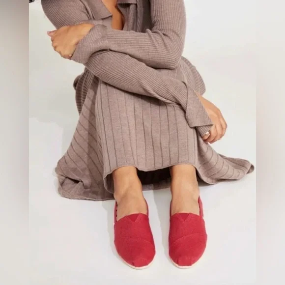 TOMS Women’s Alpargata Red Shoes Size 9 - Picture 2 of 5